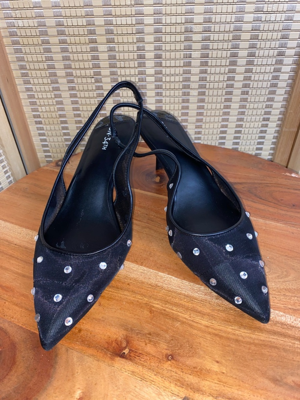 On 34th Baeley Black Mesh Slingback Pumps Woman’s 9.5M
